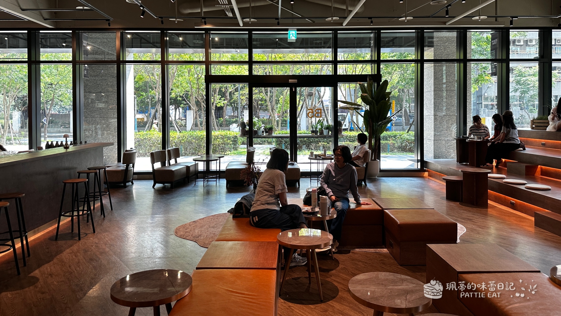 新北板橋 白霧時光｜2026板橋早午餐推薦 不限時好停車 傑仕堡、新埔捷運站必吃質感餐廳 @珮蒂的味蕾日記