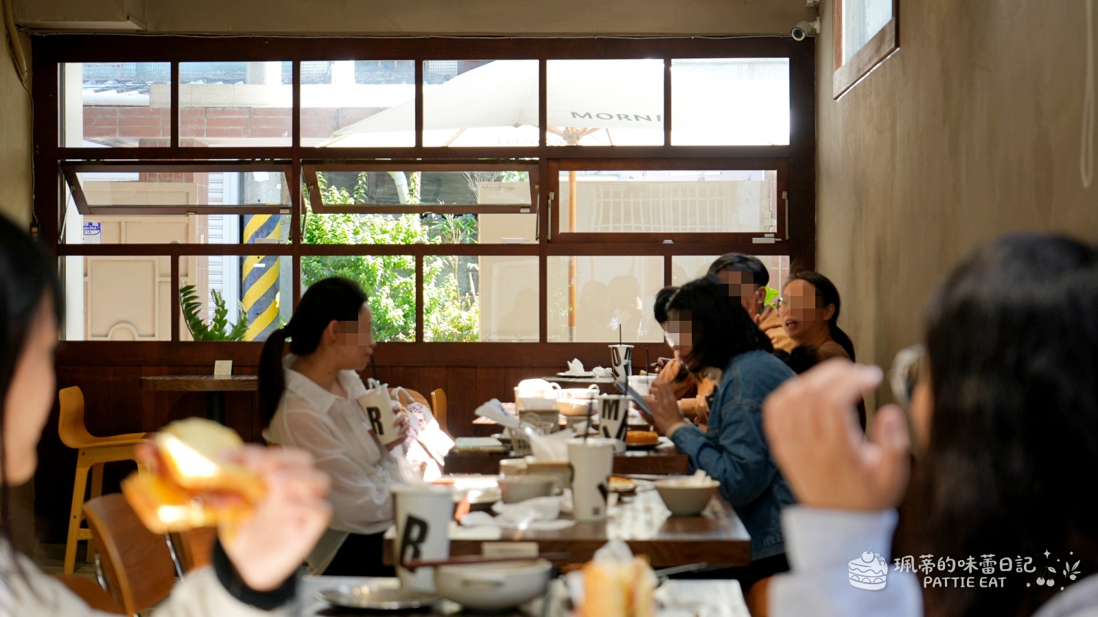 花蓮美食 Morni 莫尼早餐新港店｜只要銅板價！激推龍蝦沙拉蛋餅 花蓮市區高 CP 值文青質感早餐 @珮蒂的味蕾日記