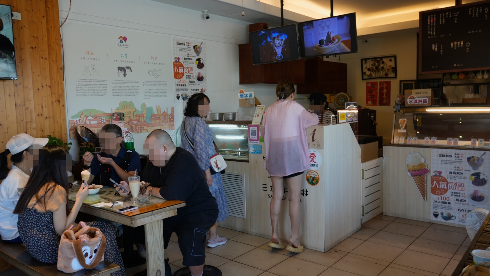 鳳林美食 三立冰淇淋 | 花蓮必吃 縱谷線最強冰淇淋!洛神、季節限定芒果,在地人的消暑祕境(含停車資訊/菜單) @珮蒂的味蕾日記