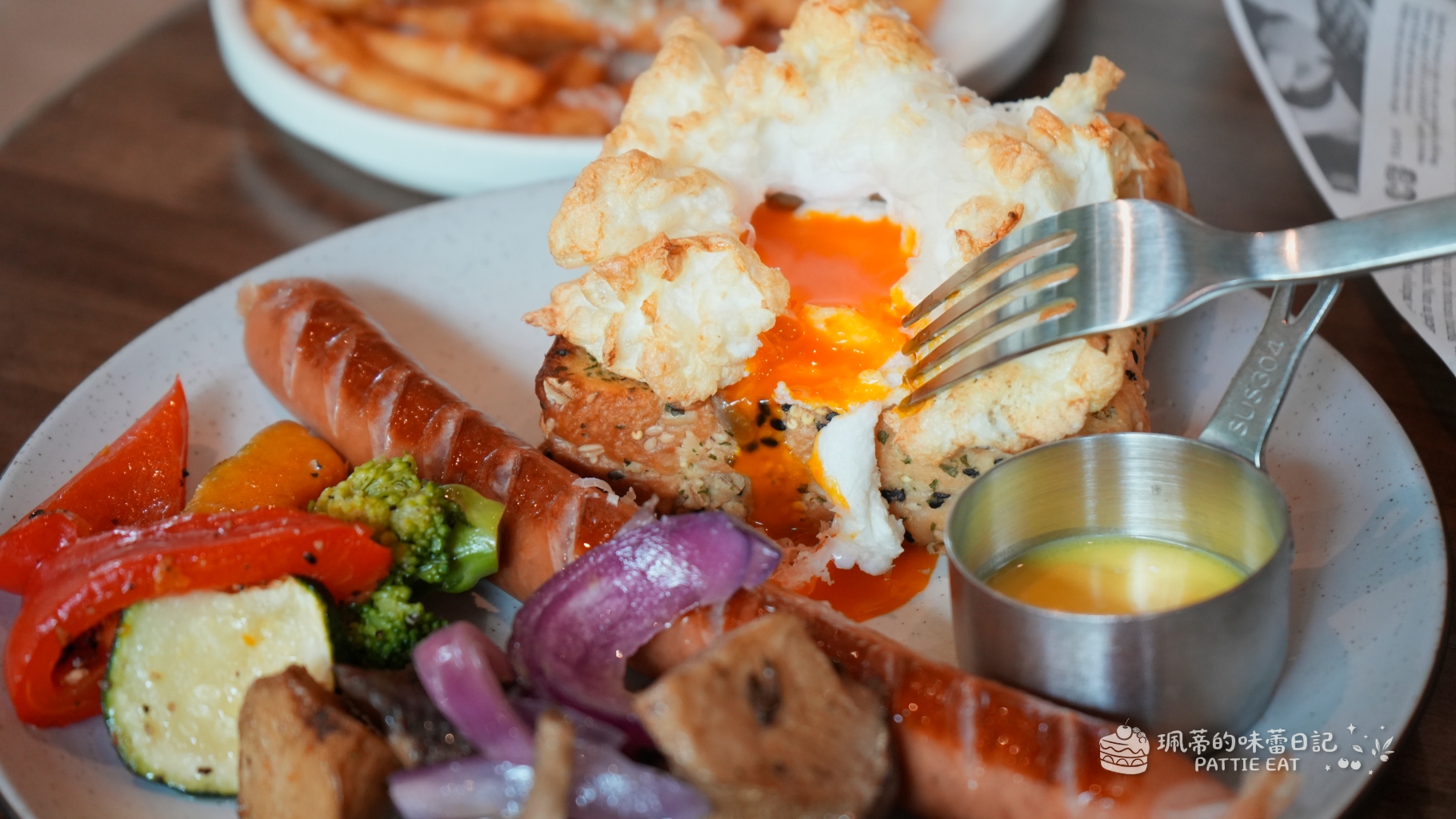 新北板橋 白霧時光｜2026板橋早午餐推薦 不限時好停車 傑仕堡、新埔捷運站必吃質感餐廳 @珮蒂的味蕾日記