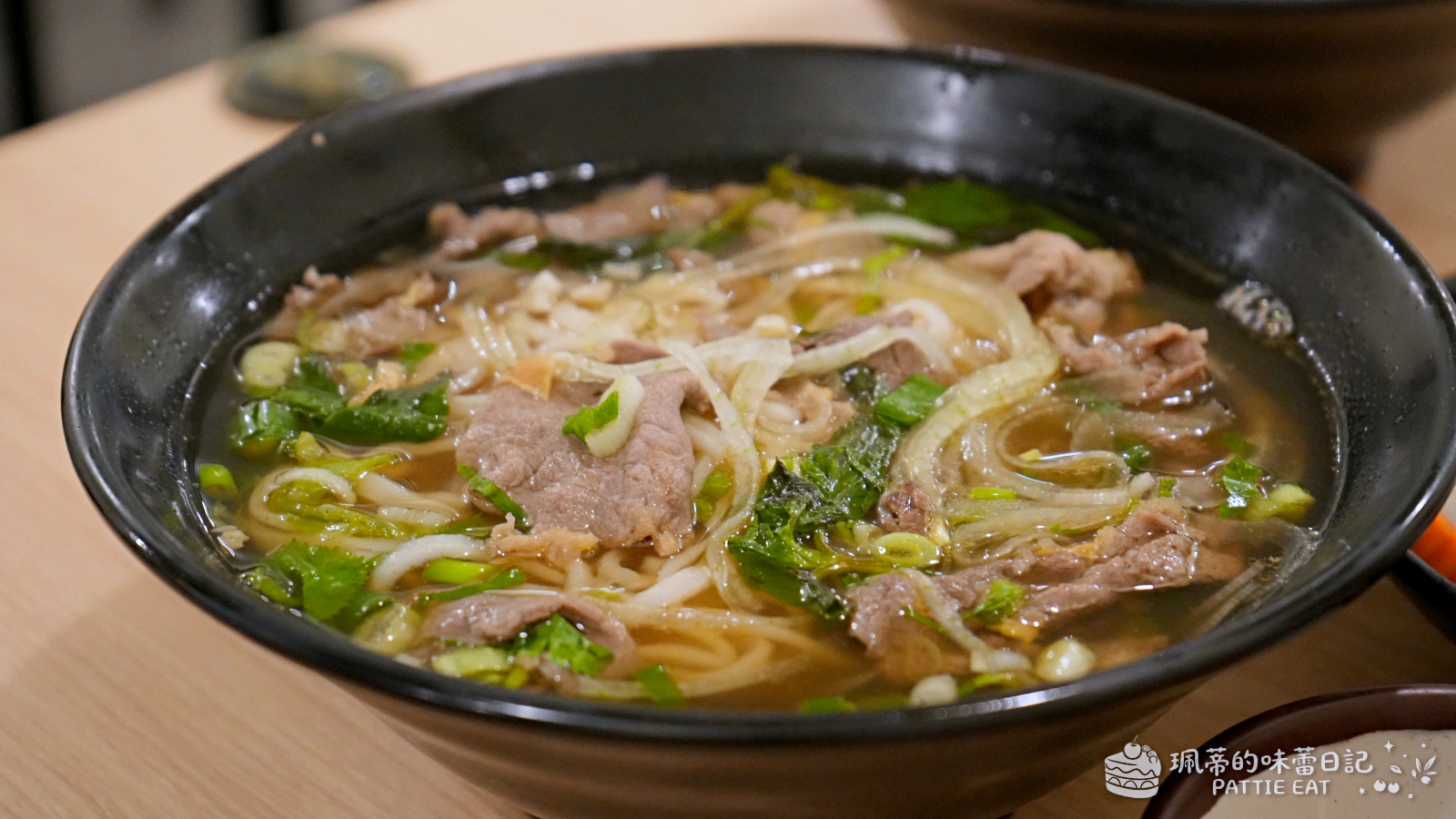 新北中和美食 越食堂｜巷弄隱藏版越南料理！激推 Q 彈麻糬口感河粉 在地上班族必吃的清爽美食首選 鄰近環狀中和站 內附菜單 @珮蒂的味蕾日記