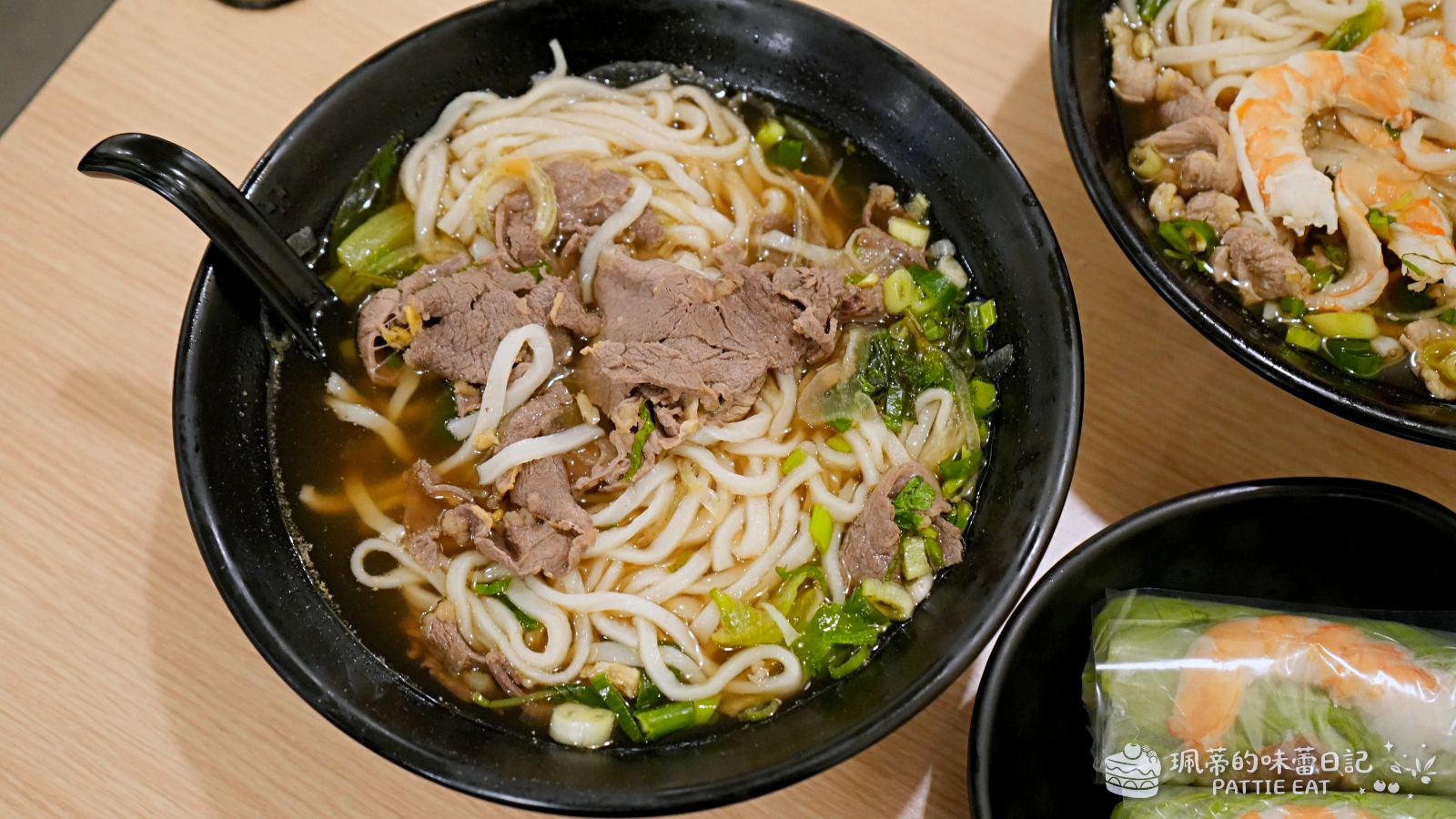 新北中和美食 越食堂｜巷弄隱藏版越南料理！激推 Q 彈麻糬口感河粉 在地上班族必吃的清爽美食首選 鄰近環狀中和站 內附菜單 @珮蒂的味蕾日記