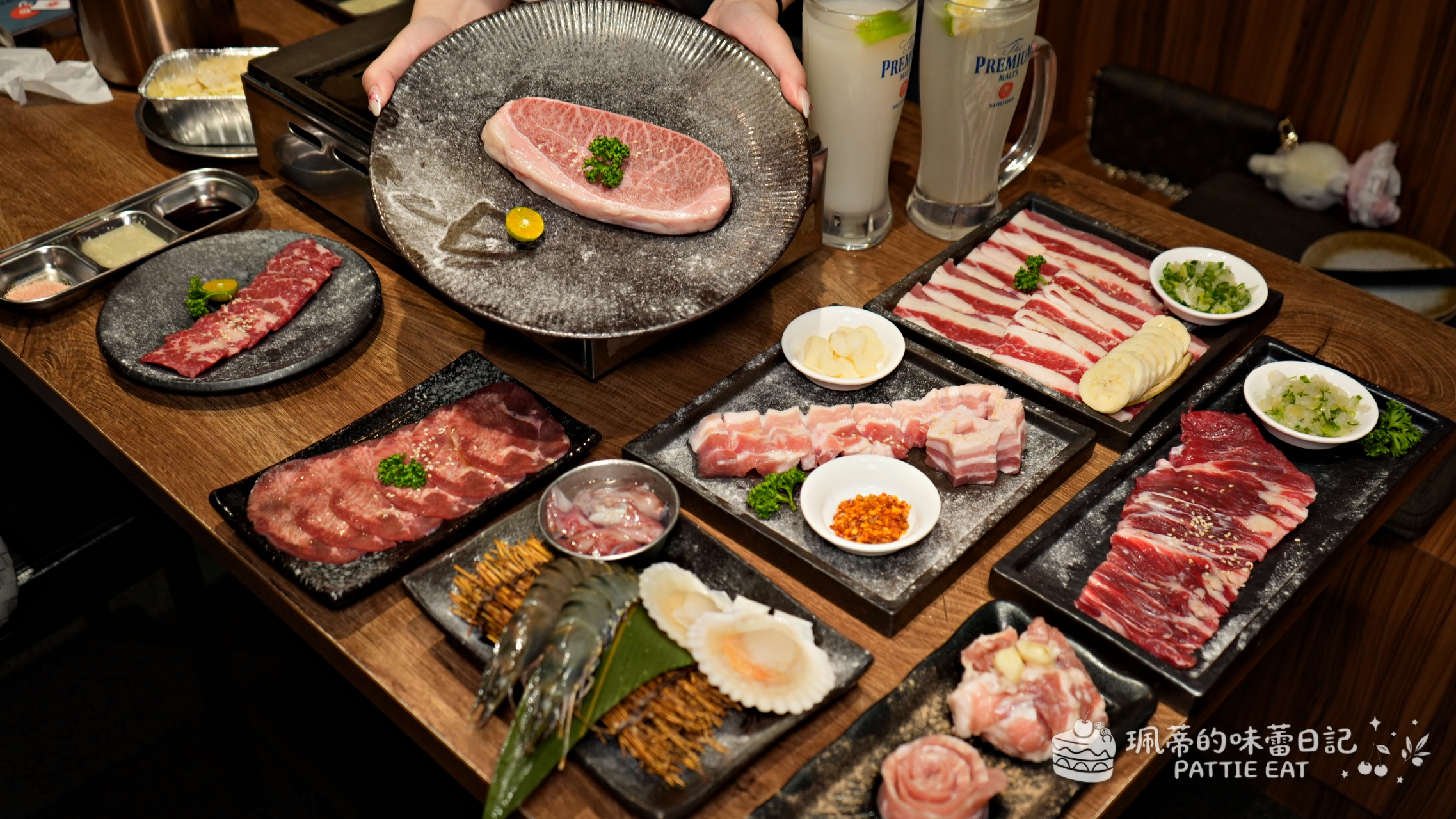 板橋美食 猴子燒肉｜板橋必吃高CP值燒肉 16道雙人和牛套餐 平價又大份量 聚餐慶生餐廳推薦 @珮蒂的味蕾日記