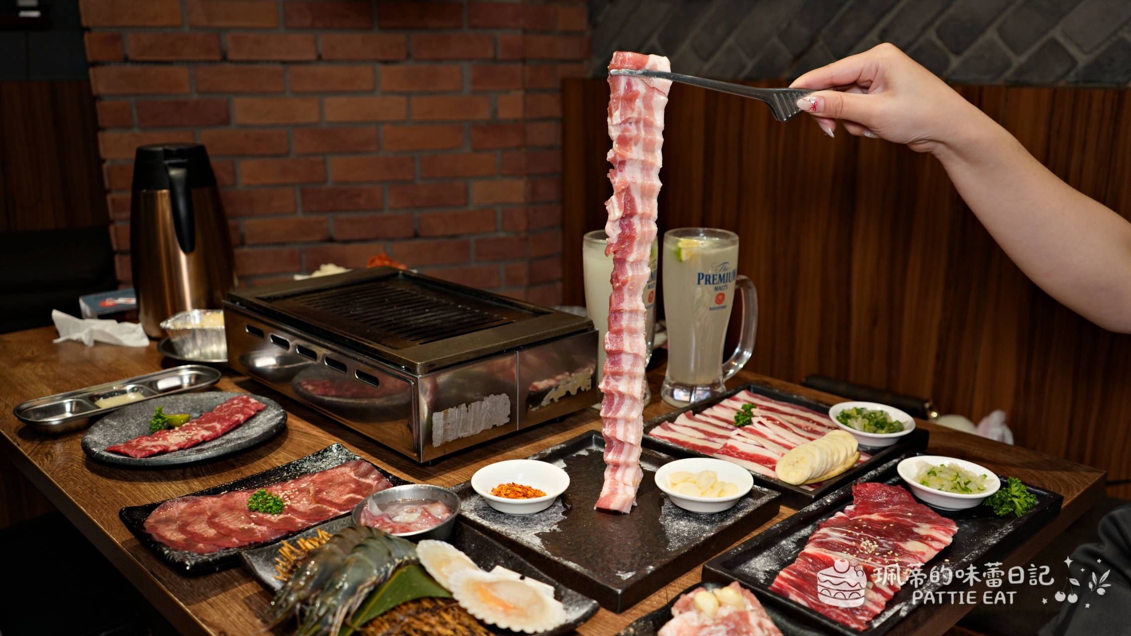 板橋美食 猴子燒肉｜板橋必吃高CP值燒肉 16道雙人和牛套餐 平價又大份量 聚餐慶生餐廳推薦 @珮蒂的味蕾日記