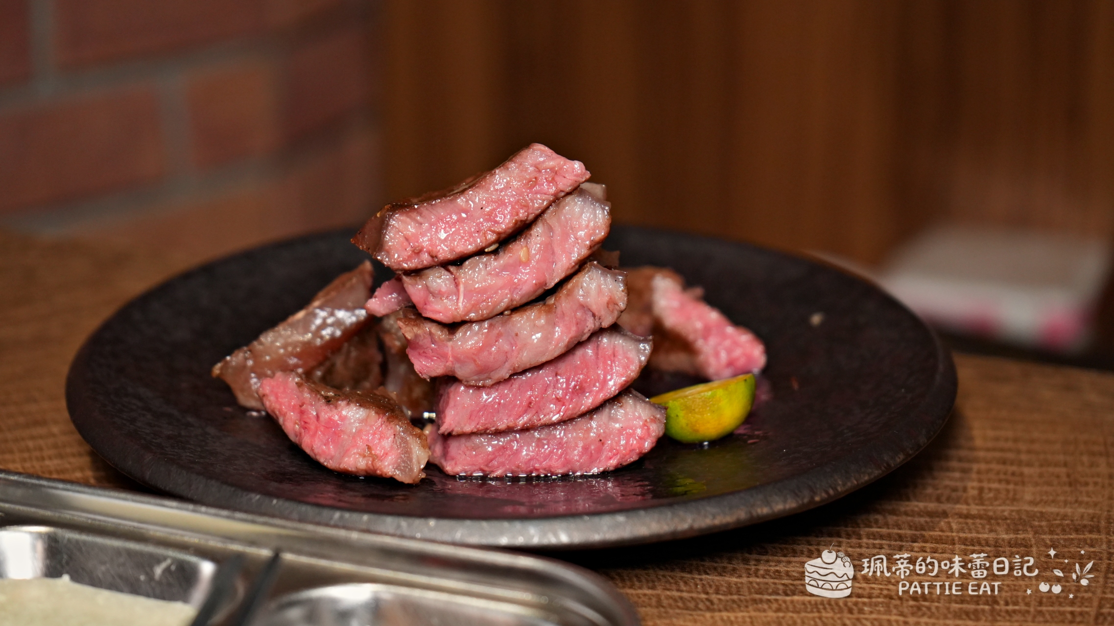 板橋美食 猴子燒肉｜板橋必吃高CP值燒肉 16道雙人和牛套餐 平價又大份量 聚餐慶生餐廳推薦 @珮蒂的味蕾日記