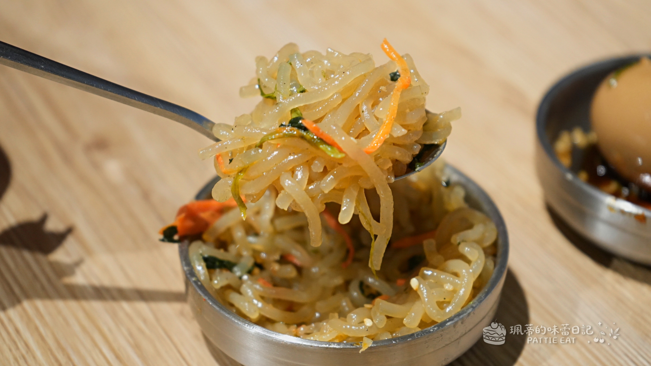 中和美食推薦 釜山飛豬 韓國豬肉麵專賣｜景安捷運站新開幕韓式料理  中和宵夜新選擇 @珮蒂的味蕾日記