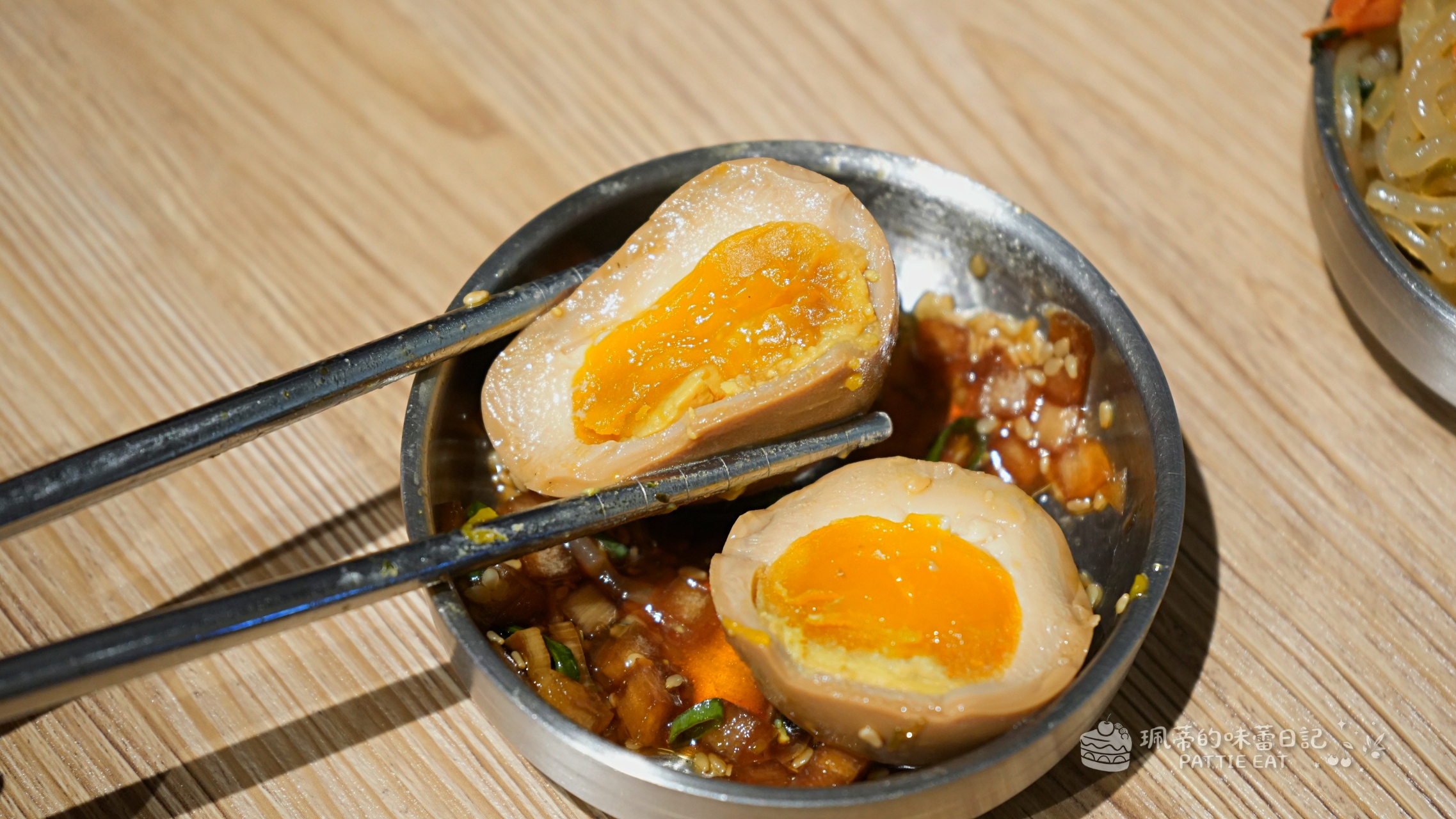 中和美食推薦 釜山飛豬 韓國豬肉麵專賣｜景安捷運站新開幕韓式料理  中和宵夜新選擇 @珮蒂的味蕾日記