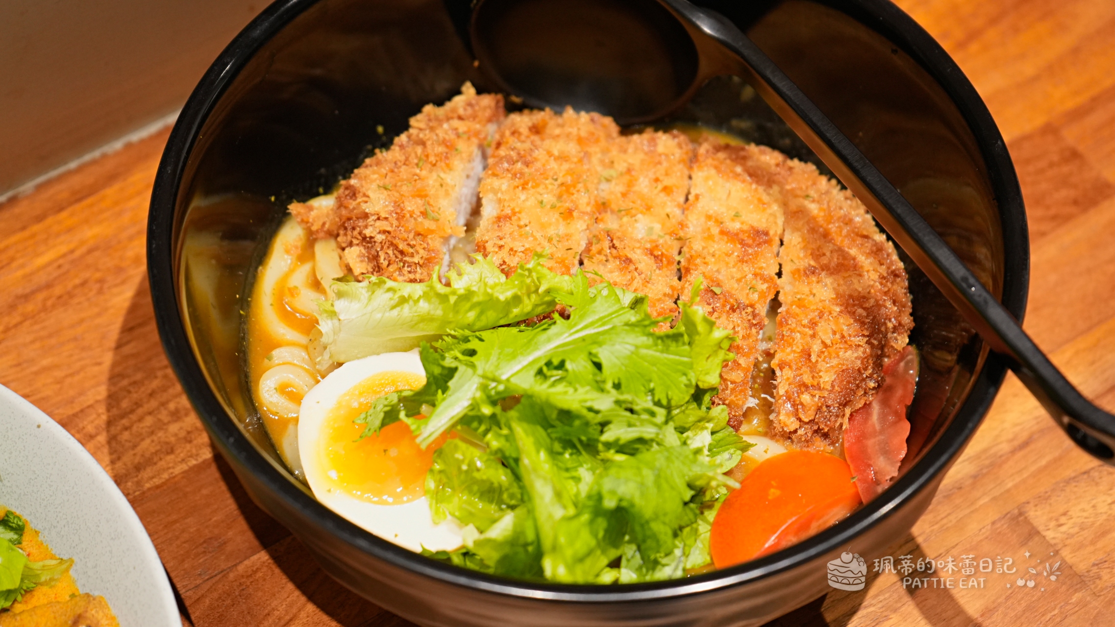 大同區美食推薦 笑貓咖哩｜台北車站、中山站平價好吃無水咖哩 超可愛貓咪布丁 @珮蒂的味蕾日記