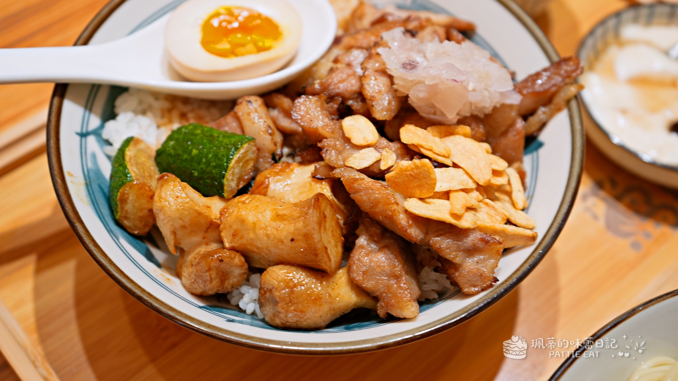 公館美食推薦 雞soup 雞湯麵|中正區 台大對面濃郁系雞湯麵 平價好吃 內用免費氣泡飲喝到飽 @珮蒂的味蕾日記 公館美食推薦 雞soup 雞湯麵|中正區 台大對面濃郁系雞湯麵 平價好吃 內用免費氣泡飲喝到飽 @珮蒂的味蕾日記