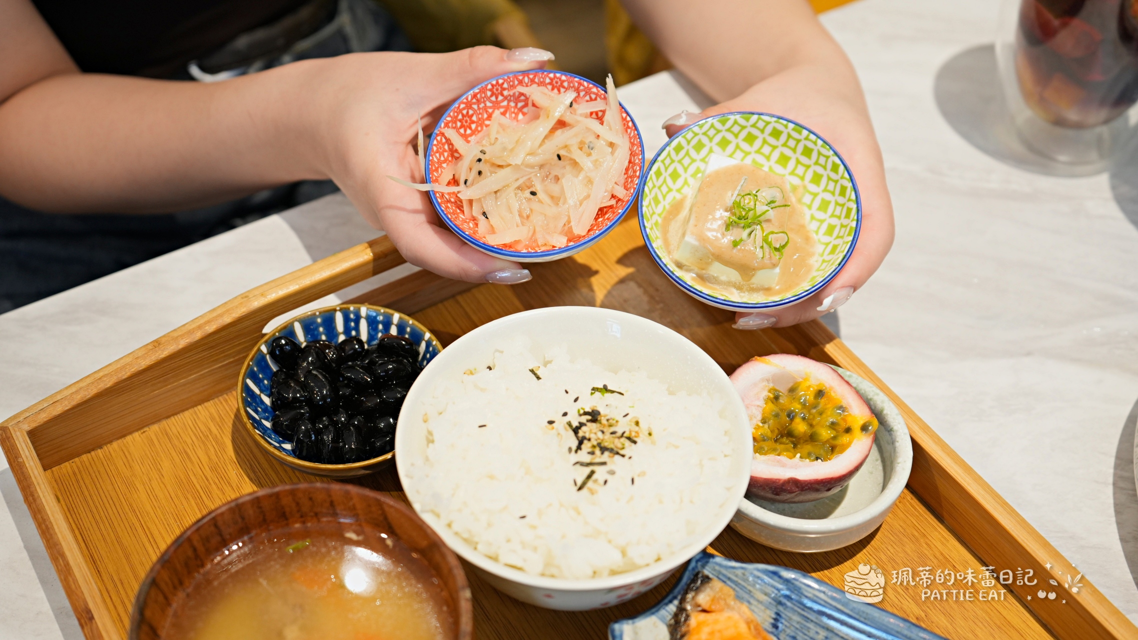 板橋美食推薦 風日洋食｜捷運新埔站人氣美食 宮崎駿主題佈置日式洋食店 @珮蒂的味蕾日記