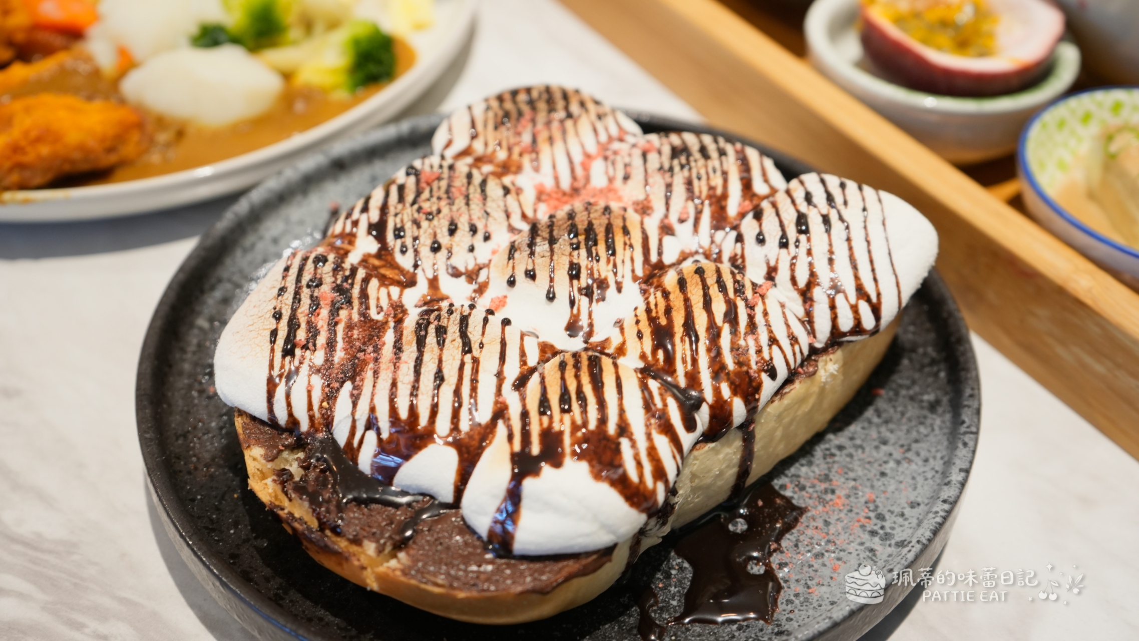 板橋美食推薦 風日洋食｜捷運新埔站人氣美食 宮崎駿主題佈置日式洋食店 @珮蒂的味蕾日記