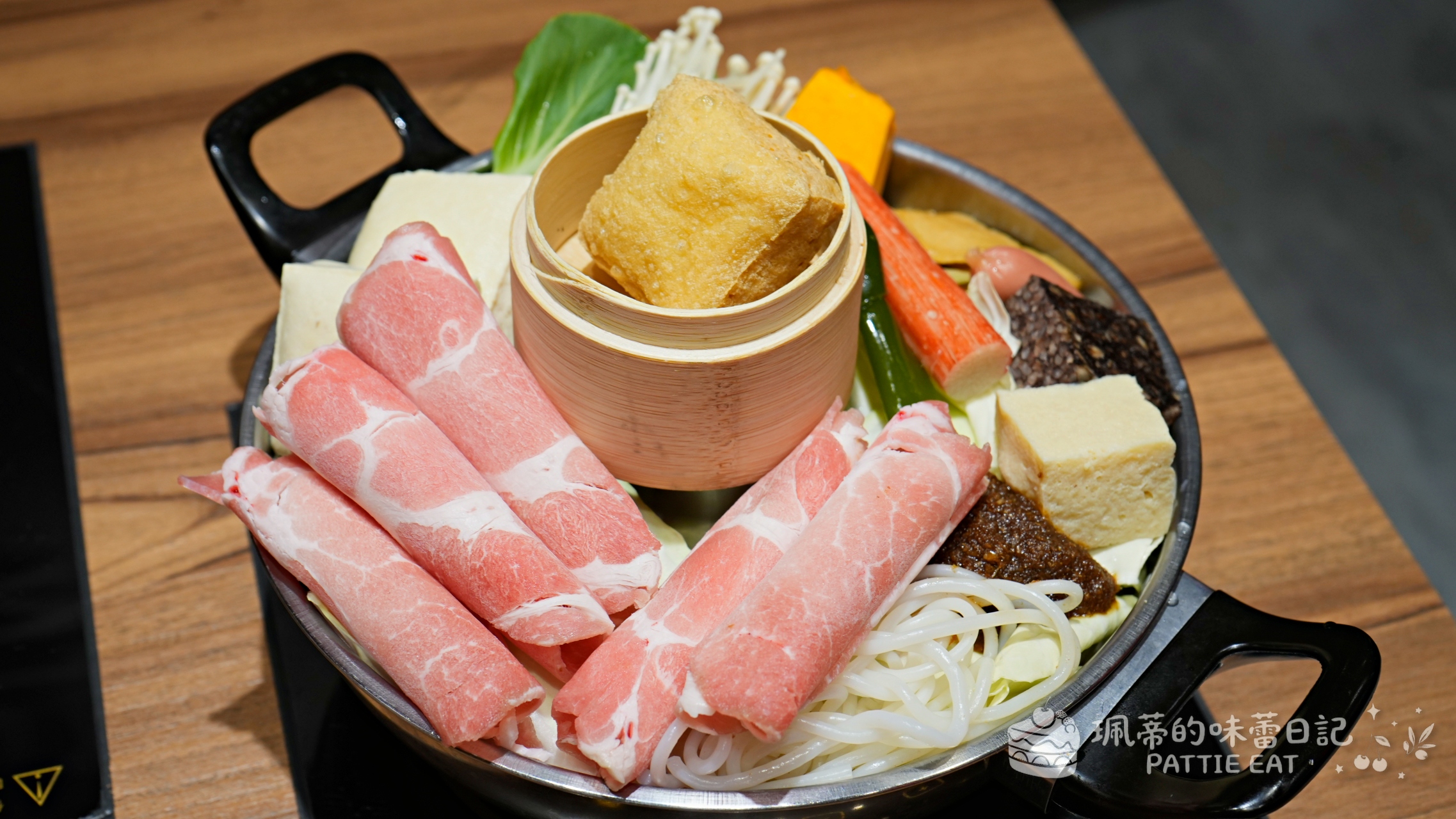 永和美食推薦 柳狀元螺螄粉鍋物 永和民生店|只要200的平價美味小火鍋、螺獅粉 內用18樣自助吧免費吃到飽 @珮蒂的味蕾日記 永和美食推薦 柳狀元螺螄粉鍋物 永和民生店|只要200的平價美味小火鍋、螺獅粉 內用18樣自助吧免費吃到飽 @珮蒂的味蕾日記