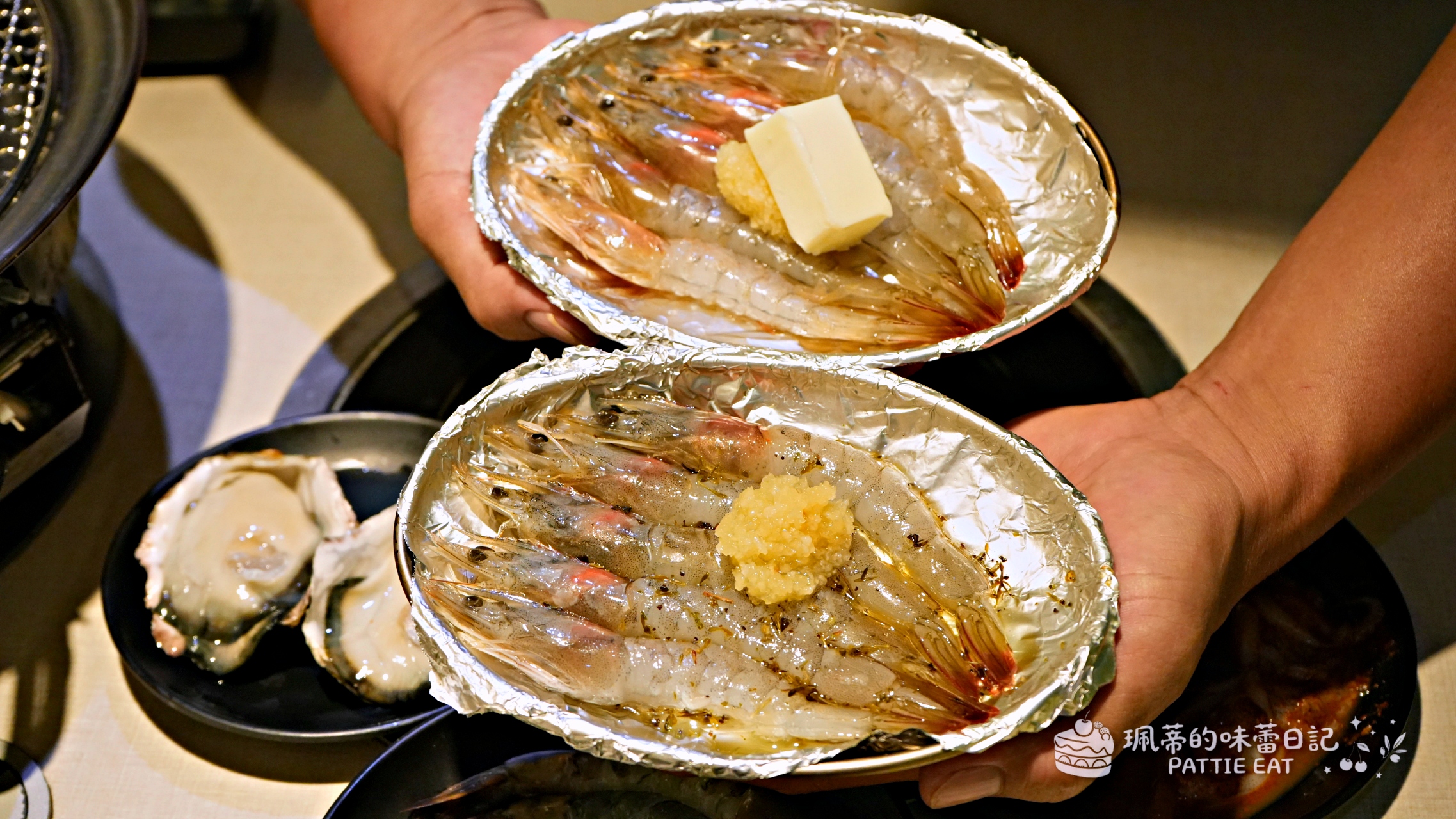 新莊美食推薦 饞饞燒肉｜不用1500就能A5和牛吃到飽 輔大捷運站平價火烤兩吃到飽 內附最新菜單 @珮蒂的味蕾日記