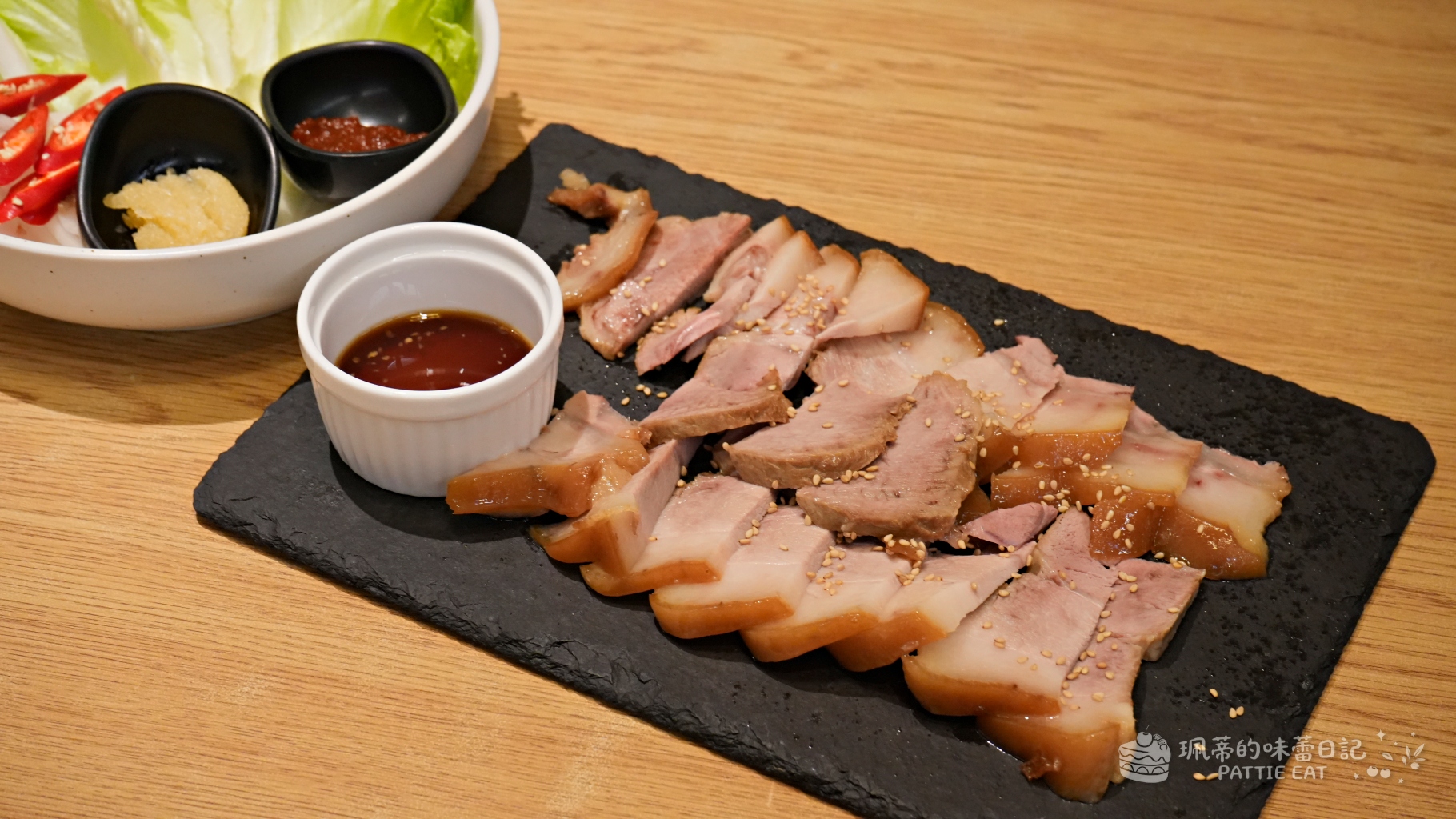 板橋美食推薦 知滿Cafe｜捷運板橋站高評價韓式料理 全新開幕環境漂亮的聚餐餐廳 @珮蒂的味蕾日記