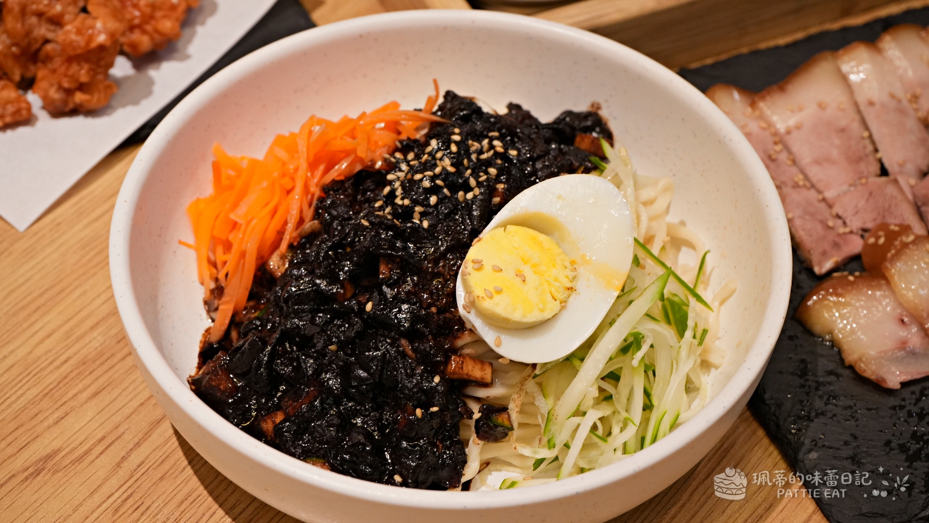 板橋美食推薦 知滿Cafe｜捷運板橋站高評價韓式料理 全新開幕環境漂亮的聚餐餐廳 @珮蒂的味蕾日記