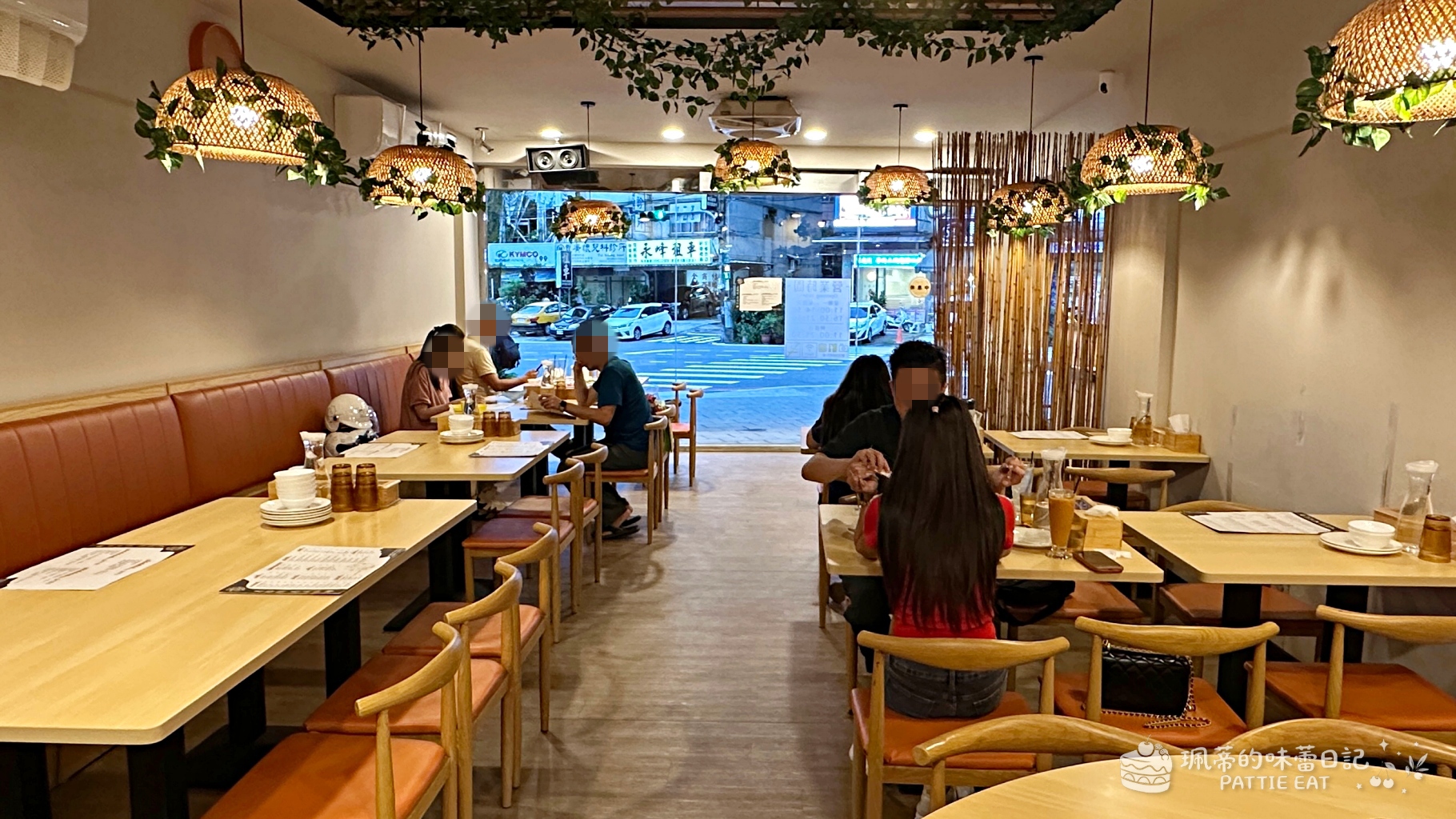 中和美食 泰糯糯泰式料理｜泰國老闆開的道地泰國菜！南勢角平價聚餐推薦 白飯 30 元吃到飽 @珮蒂的味蕾日記