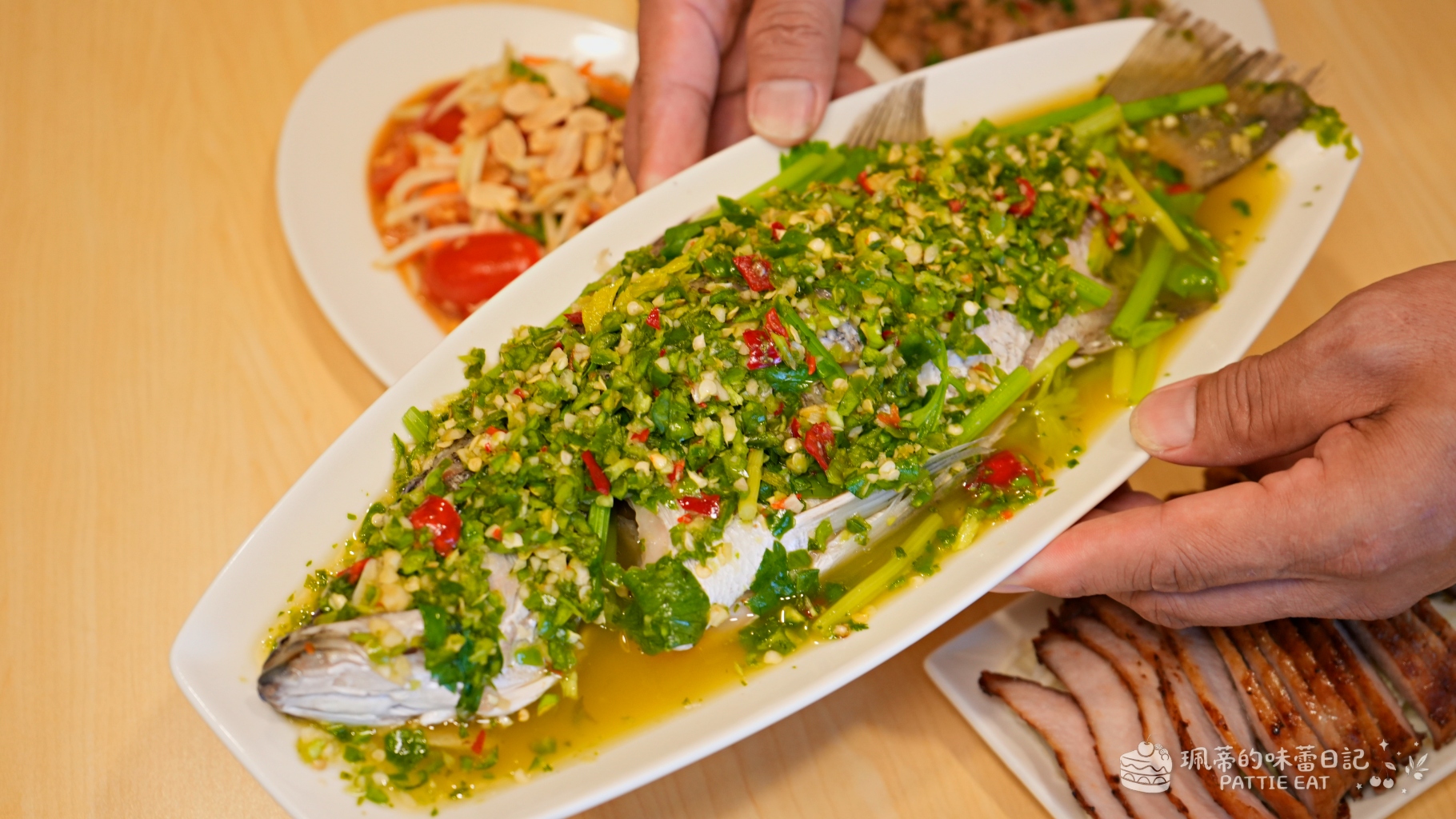 中和美食 泰糯糯泰式料理|泰國老闆開的道地泰國菜!南勢角平價聚餐推薦 白飯 30 元吃到飽 @珮蒂的味蕾日記