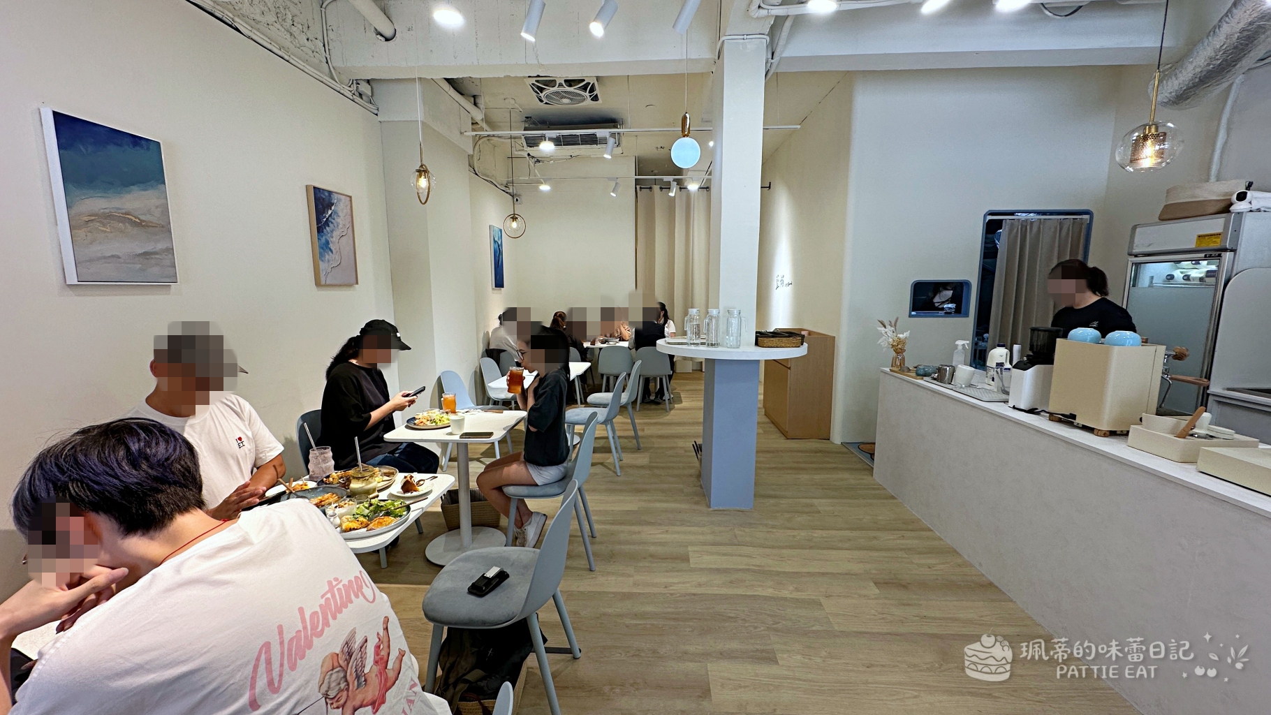新店早午餐推薦 藍懶 lazybrunch|捷運大坪林站新開幕 大份量拼盤、脆皮蛋餅、濃郁漢堡與手作甜點 寵物友善且免服務費 附完整菜單價格與訂位資訊 @珮蒂的味蕾日記 新店早午餐推薦 藍懶 lazybrunch|捷運大坪林站新開幕 大份量拼盤、脆皮蛋餅、濃郁漢堡與手作甜點 寵物友善且免服務費 附完整菜單價格與訂位資訊 @珮蒂的味蕾日記