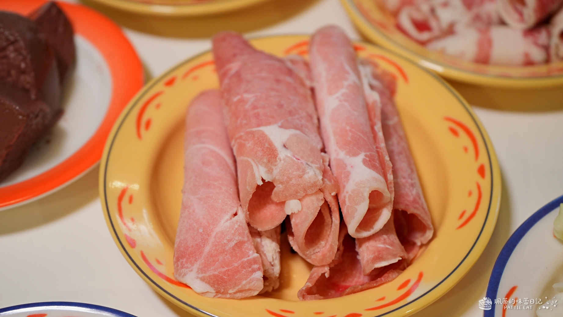 台北士林區美食推薦 清雅小陶泰北陶鍋專賣店｜士林站3分鐘！道地泰式宵夜美食好選擇 內含菜單價格 @珮蒂的味蕾日記