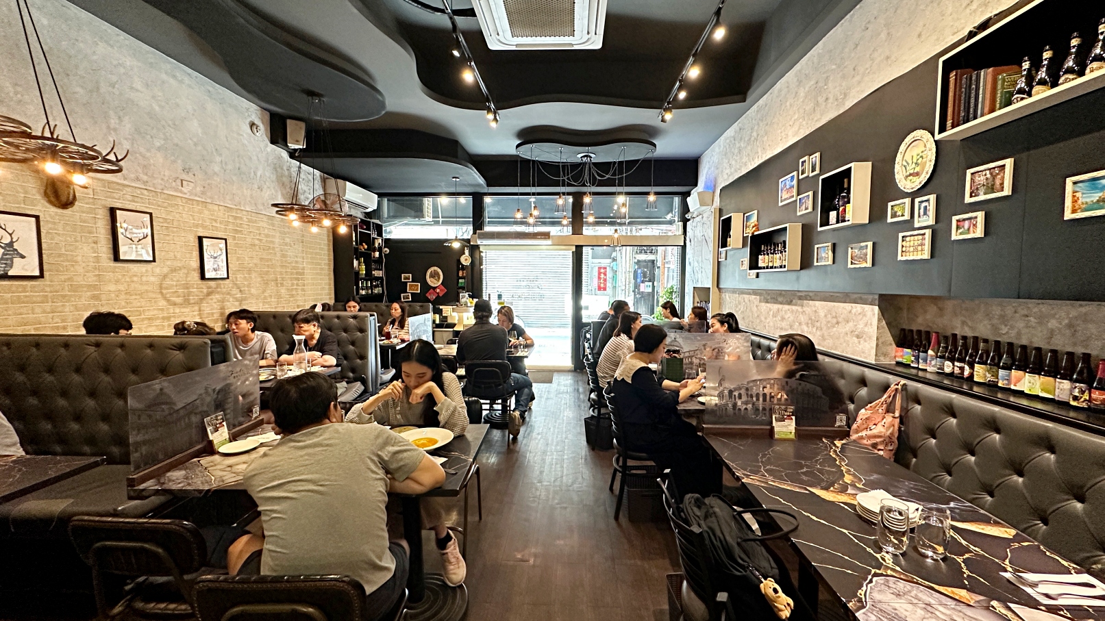 台北捷運中山站 First One Bistro佛斯特旺餐酒館|大同區餐廳推薦 平日中午也座無虛席!義大利麵、牛排、雙人套餐、商業午餐推薦 @珮蒂的味蕾日記 台北捷運中山站 First One Bistro佛斯特旺餐酒館|大同區餐廳推薦 平日中午也座無虛席!義大利麵、牛排、雙人套餐、商業午餐推薦 @珮蒂的味蕾日記