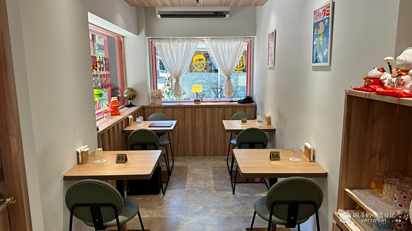 2026板橋咖啡廳推薦 絨比喫茶店｜捷運板橋站附近 超可愛紅色小屋 拿坡里鮮蝦義大利麵、日式豬排定食都好吃！ @珮蒂的味蕾日記