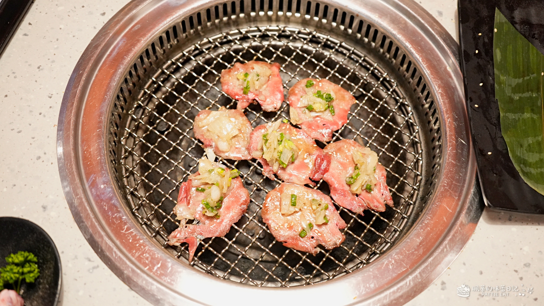 新北新莊燒肉吃到飽推薦 Oh! Yaki |999元吃A5和牛、牛舌、鮑魚,千元有找CP值真的高! @珮蒂的味蕾日記 新北新莊燒肉吃到飽推薦 Oh! Yaki |999元吃A5和牛、牛舌、鮑魚,千元有找CP值真的高! @珮蒂的味蕾日記