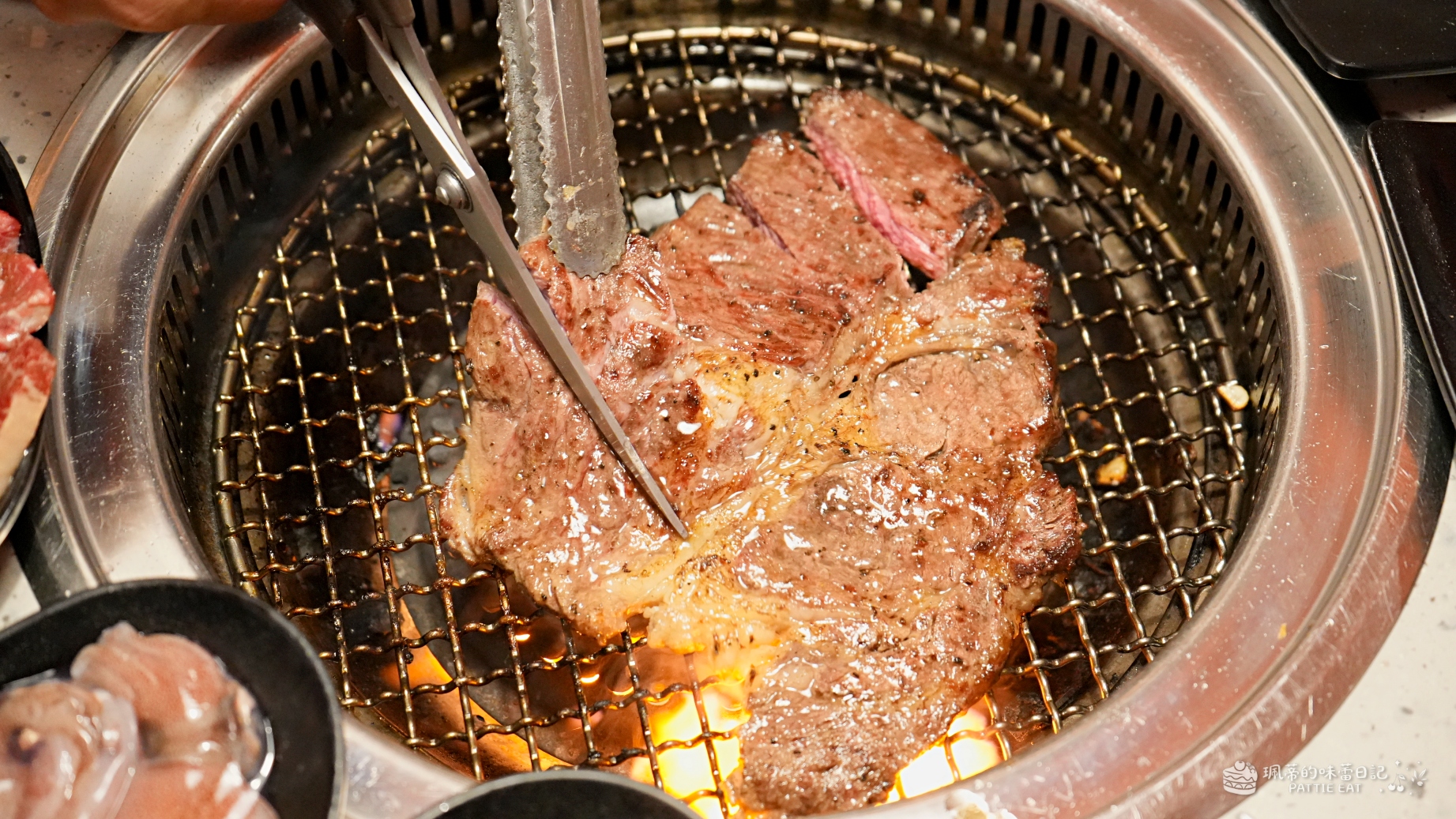 新北新莊燒肉吃到飽推薦 Oh! Yaki |999元吃A5和牛、牛舌、鮑魚,千元有找CP值真的高! @珮蒂的味蕾日記 新北新莊燒肉吃到飽推薦 Oh! Yaki |999元吃A5和牛、牛舌、鮑魚,千元有找CP值真的高! @珮蒂的味蕾日記