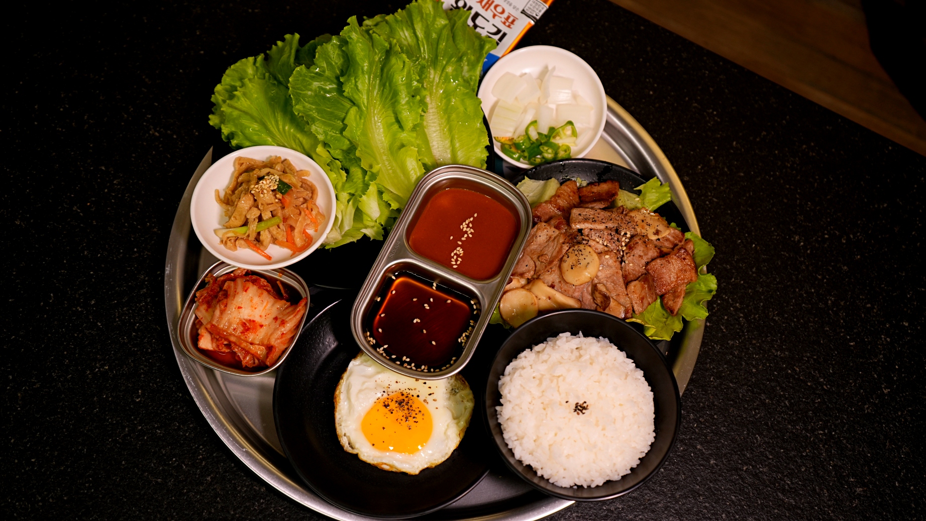 中和美食推薦 豆浦두포 豆腐鍋專賣｜捷運景安站平價韓式料理 小菜、飲料、冰淇淋吃到飽 @珮蒂的味蕾日記
