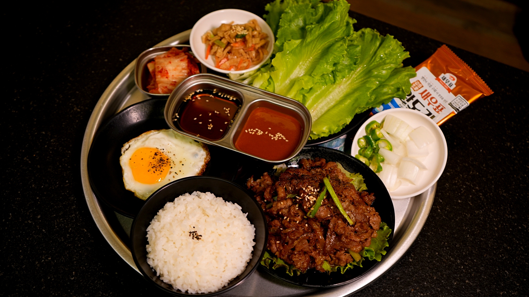 中和美食推薦 豆浦두포 豆腐鍋專賣｜捷運景安站平價韓式料理 小菜、飲料、冰淇淋吃到飽 @珮蒂的味蕾日記