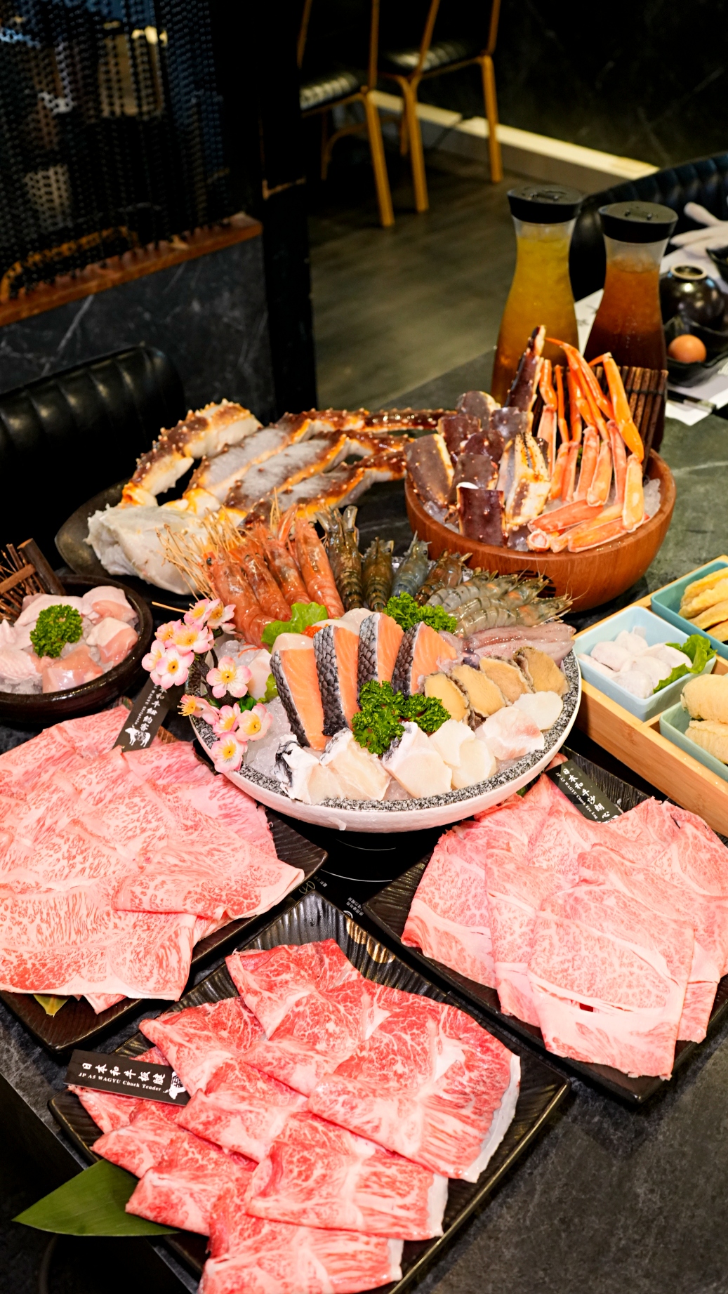 台北中山區美食 武鶴和牛火鍋吉林總店|台北行天宮站最划算 A5和牛北海道鱈場蟹吃到飽 專人剝蝦服務 @珮蒂的味蕾日記 台北中山區美食 武鶴和牛火鍋吉林總店|台北行天宮站最划算 A5和牛北海道鱈場蟹吃到飽 專人剝蝦服務 @珮蒂的味蕾日記