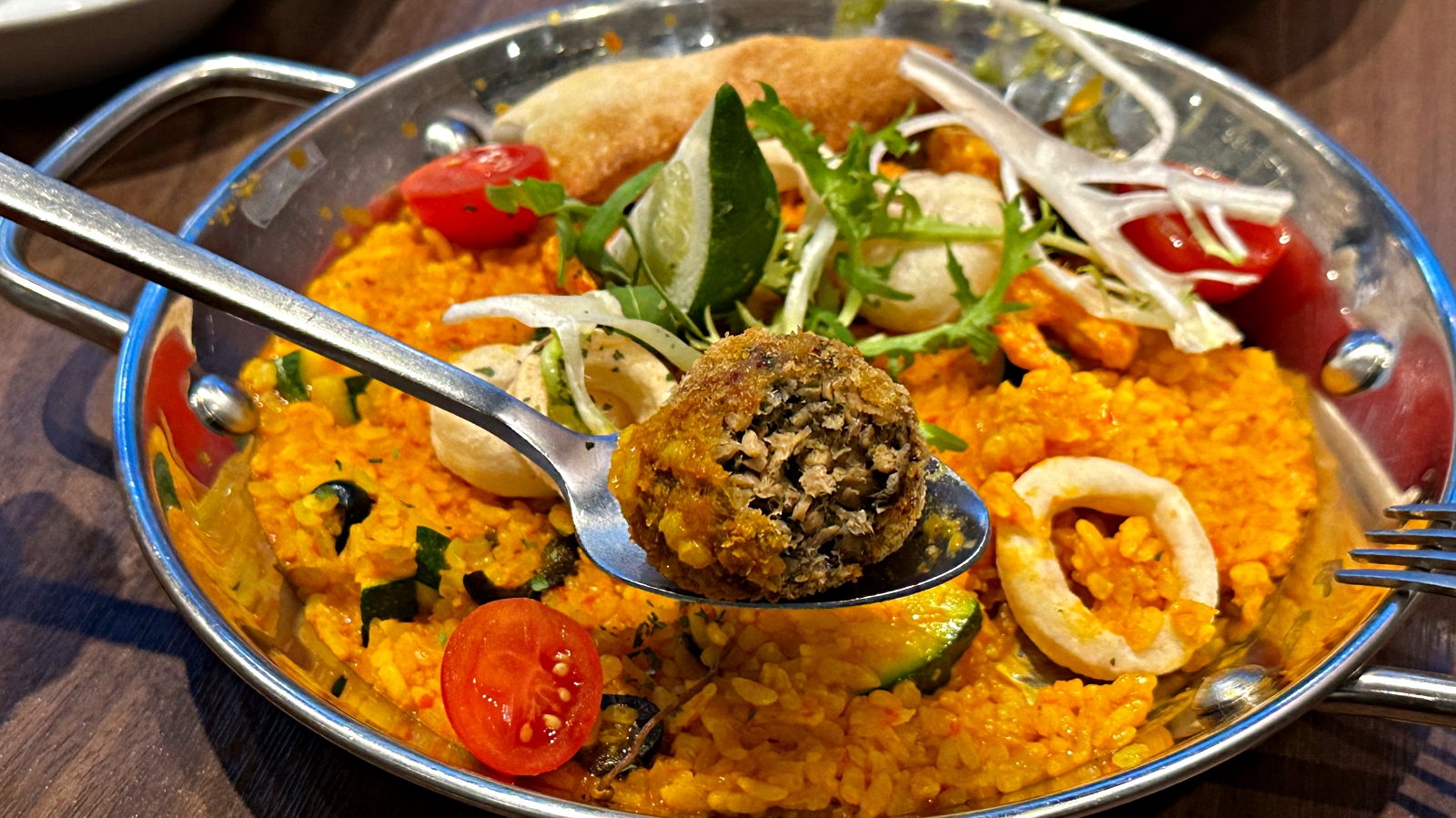 板橋蔬食 光焙若蔬食 SUN BERNO|路易莎旗下蔬食料理餐廳 美味推薦板橋車站旁聚餐首選 內附2026菜單與停車資訊 @珮蒂的味蕾日記